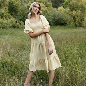 Restocked NWT Everleigh Smocked Midi Dress With Pockets - Lemon Drop